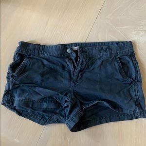 Garment-dyed Linen-Cotton J. Crew Shorts  (4)